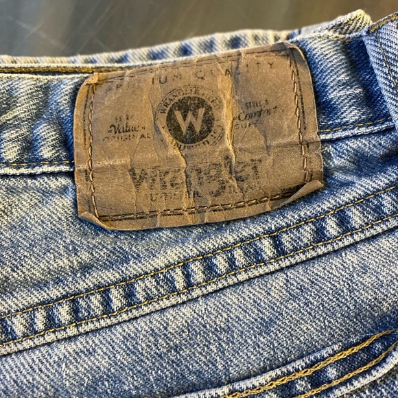 Vintage 90โs Stone Wash Wrangler Highwaisted Jeans Made In Mexico - Picture 3 of 4